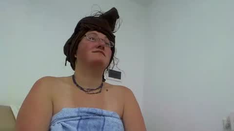 starlagurl online show from 20, 1, 2025