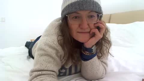 starlagurl online show from 5, 2, 2025