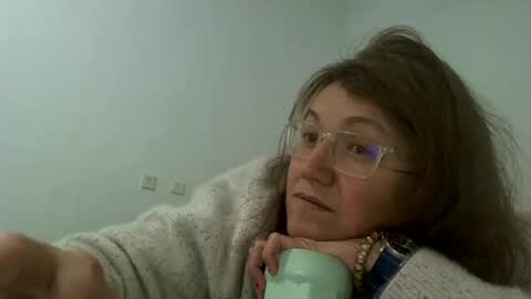 starlagurl online show from 6, 2, 2025