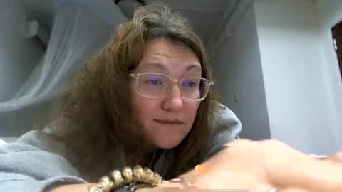 starlagurl online show from 4, 3, 2025