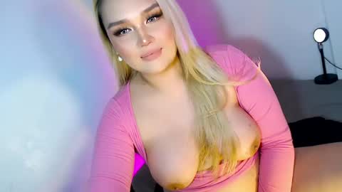 Snapshot of stassy_baby101 chatting on 3, 2, 2025 Stassy online show from 3, 2, 2025