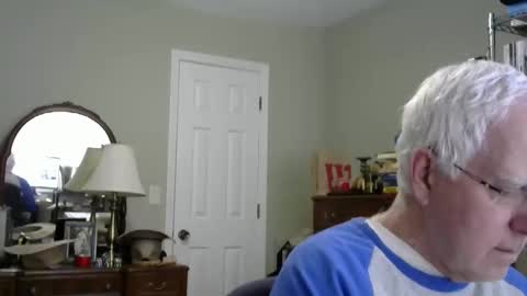 Snapshot of stasw20 chatting on 28, 11, 2025 stasw20 online show from 28, 11, 2025