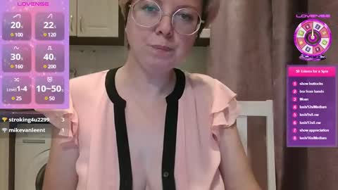 Stasya online show from 6, 12, 2024