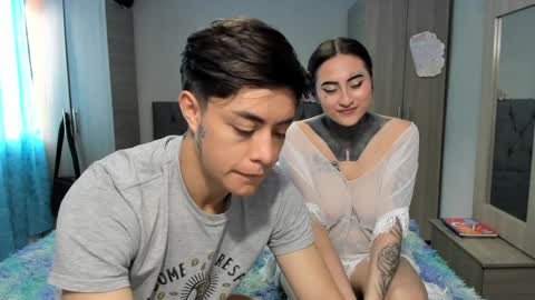 Snapshot of steban_and_kim chatting on 15, 1, 2025 steban and kim online show from 15, 1, 2025