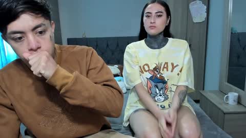 Snapshot of steban_and_kim chatting on 21, 1, 2025 steban and kim online show from 21, 1, 2025