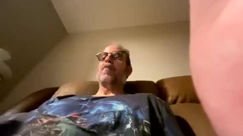 Snapshot of steel259373 chatting on 25, 3, 2026 steel259373 online show from 25, 3, 2026