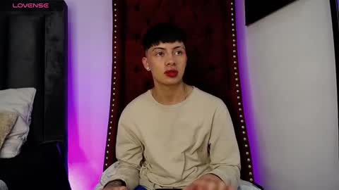 Steev online show from 7, 12, 2024