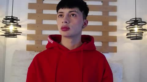 Steev online show from 5, 3, 2025