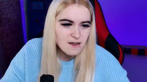 Snapshot of stef_nicks chatting on 1, 11, 2025 stef_nicks online show from 1, 11, 2025