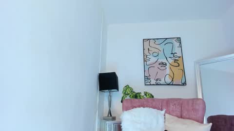 Stefa  online show from 9, 10, 2025