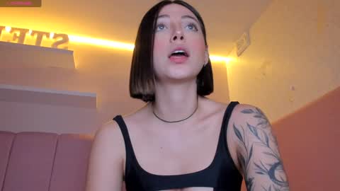 Stefa Gomez  online show from 5, 12, 2024
