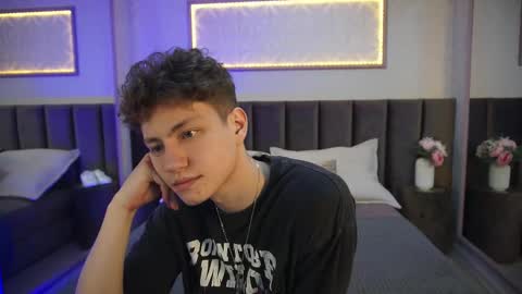 Esrefan online show from 14, 3, 2026