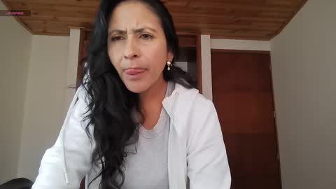 Snapshot of stefaniadiazz_ chatting on 26, 10, 2025 Stafania 3 online show from 26, 10, 2025