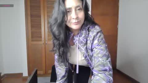 Snapshot of stefaniadiazz_ chatting on 31, 10, 2025 Stafania 3 online show from 31, 10, 2025