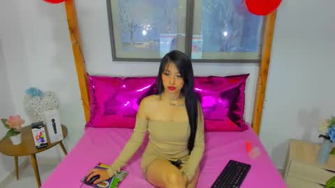 --Estefay-- online show from 6, 3, 2026