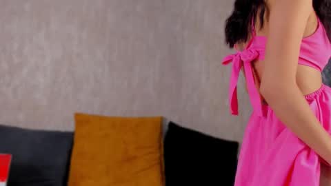 stefanyrousse online show from 2, 10, 2025