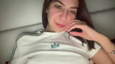 stefy_glow online show from 2, 3, 2025