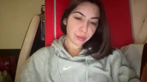 stefy_glow online show from 4, 3, 2025