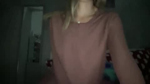 stefy_glow online show from 7, 11, 2025