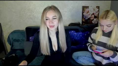 Snapshot of stella__cox chatting on 20, 11, 2025 Stella Cox online show from 20, 11, 2025