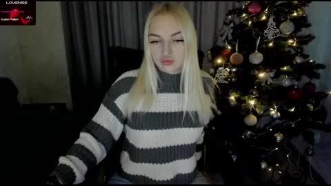 Snapshot of stella__cox chatting on 8, 1, 2026 Stella Cox online show from 8, 1, 2026