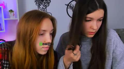 stella_flower online show from 1, 3, 2026