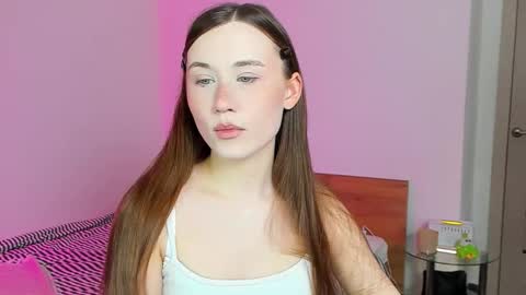 Snapshot of stella_sunny chatting on 4, 11, 2025 stella_sunny online show from 4, 11, 2025