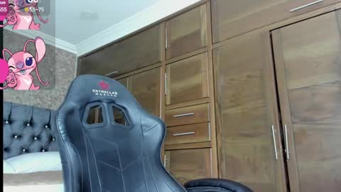 Estella online show from 14, 12, 2024
