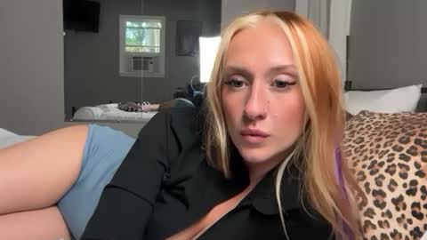 Snapshot of stellacorbet chatting on 6, 10, 2025 stellacorbet online show from 6, 10, 2025