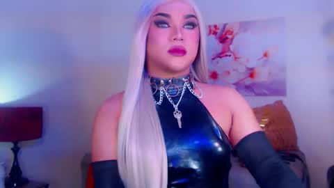 CALL ME STELLA online show from 29, 10, 2025