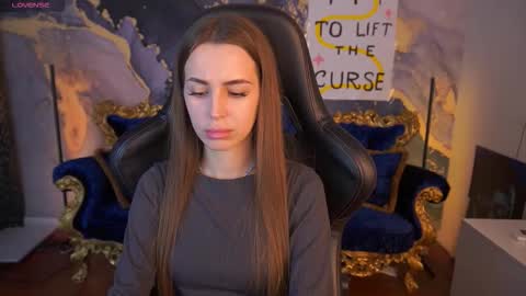 stellahoneywell online show from 2, 11, 2025