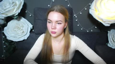 Snapshot of stellalights chatting on 26, 11, 2025 stellalights online show from 26, 11, 2025