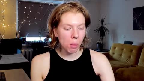 S T E L L A online show from 19, 2, 2025