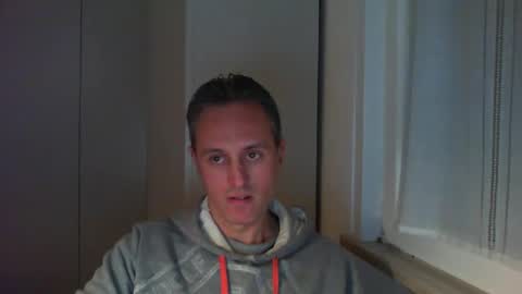 sten015 online show from 18, 1, 2025