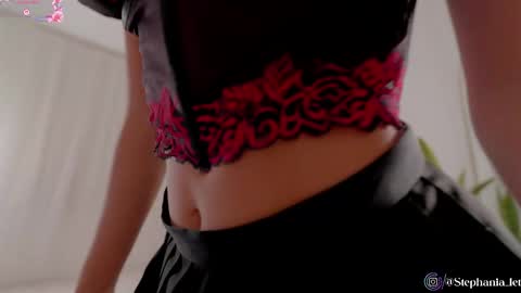 stephania_let online show from 22, 11, 2025