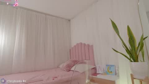 stephania_let online show from 5, 12, 2025