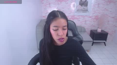 Stephania online show from 11, 12, 2024