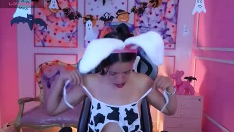 Snapshot of stephania_t chatting on 25, 10, 2025 Stephania online show from 25, 10, 2025