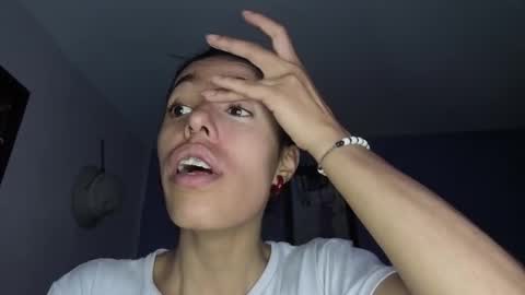 Stephania online show from 11, 3, 2026