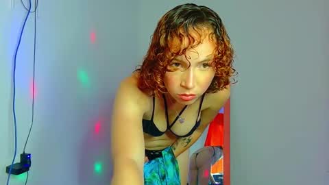 Snapshot of stephanie_bennett chatting on 14, 10, 2025 stephanie bennett online show from 14, 10, 2025