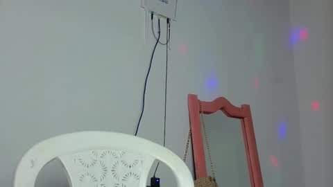 Snapshot of stephanie_bennett chatting on 19, 10, 2025 stephanie bennett online show from 19, 10, 2025