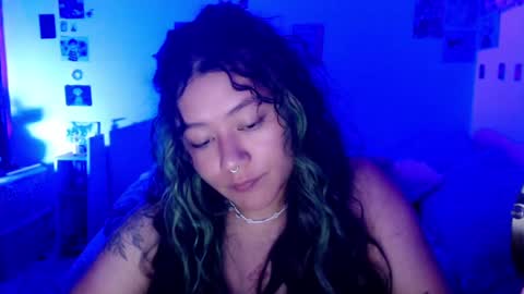 Stephanie  online show from 12, 12, 2024