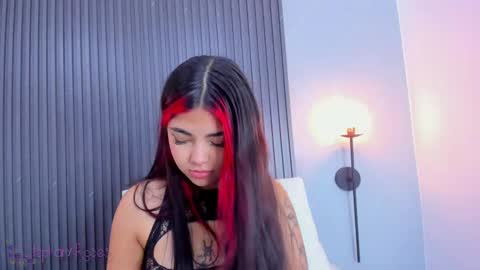  STEPHANY online show from 8, 3, 2025