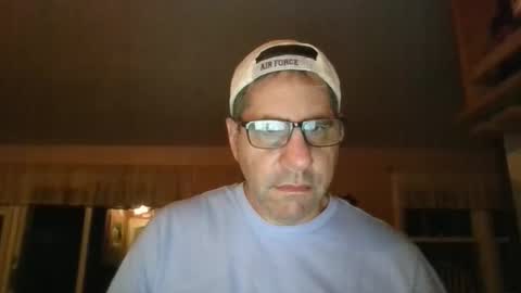 Snapshot of stephenhal9 chatting on 22, 10, 2025 stephenhal9 online show from 22, 10, 2025