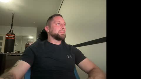 Snapshot of steve897819 chatting on 22, 10, 2025 steve897819 online show from 22, 10, 2025