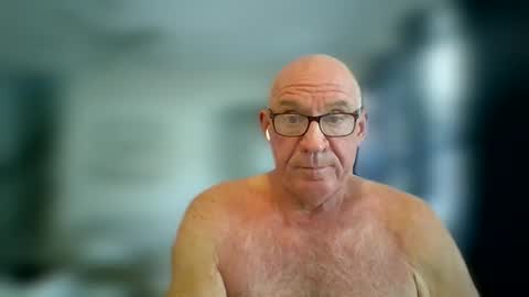 Snapshot of stevejons47 chatting on 6, 11, 2025 stevejons47 online show from 6, 11, 2025