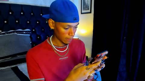 STEVEN WOLL online show from 15, 1, 2025