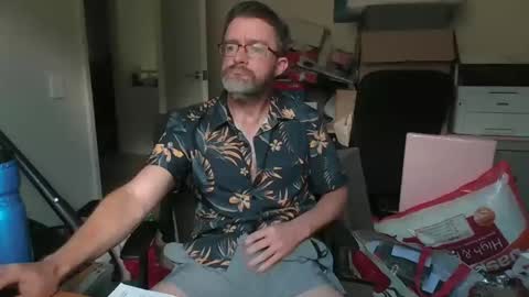 Snapshot of stevethetigerr chatting on 2, 12, 2024 SteveTheTigerr online show from 2, 12, 2024