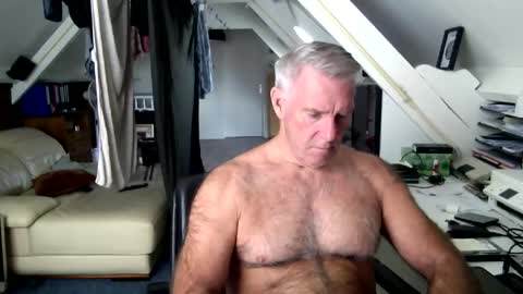 Snapshot of stevetwo chatting on 22, 9, 2025 stevetwo online show from 22, 9, 2025