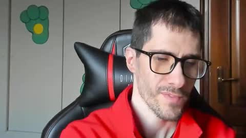 Snapshot of stevex870 chatting on 8, 11, 2025 Steve online show from 8, 11, 2025